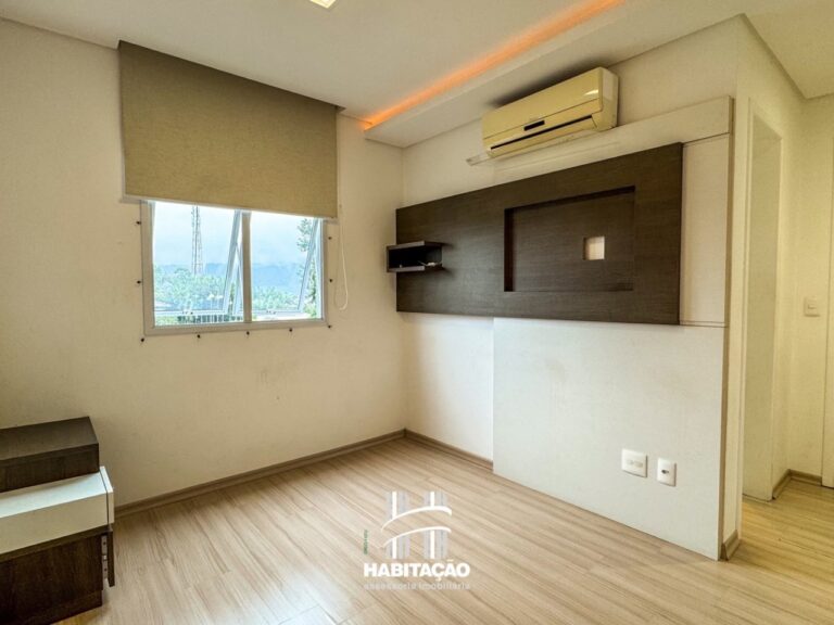 eed86b7b-4e71-4c87-9fa3-b518be484c49